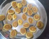 भाकरवाड़ी (पिन व्हिल) (bhakarwadi (Pin wheel) recipe in hindi) रेसिपी चरण 6 फोटो