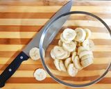 A picture of step 1 of Healthy Overnight Oats: Breakfast Recipe (no sugar).