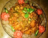 A picture of step 11 of Saim, matar & Aloo ka salan.