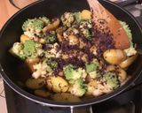 Une image de l'étape 12 de Pommes grenailles au chou romanesco et dulce.
