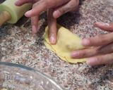 Foto langkah ke 6 dari resep Pastel kare.
