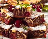 A legfinomabb kevert, csíkos, gyümölcsös süti recept fázis 7 fotója