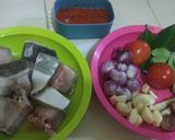 Foto langkah ke 1 dari resep Ikan bumbu merah.