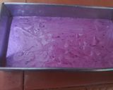 Foto langkah ke 4 dari resep Bolu pandan lapis buah naga.