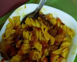 A picture of step 5 of Punjabi style Pasta.