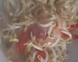 Foto langkah ke 4 dari resep 106. Tumis Kecambah Ikan asin.