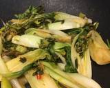 Foto del paso 5 de la receta Pak choi y kale con aliño japonés