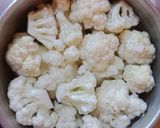 A picture of step 1 of Bangladeshi Style Cauliflower Korma.