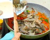 Foto langkah ke 7 dari resep Udang Puyuh Asam Manis DEBM.