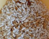 A picture of step 1 of Murmura bhel.