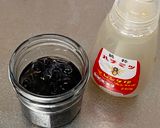 A picture of step 3 of Honey Cherry Soda.