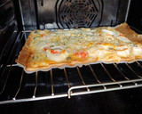 Foto del paso 4 de la receta: Pizza Gambas amb Salmó fumat i alcaparres