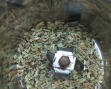 A picture of step 3 of Green chilli pickle.