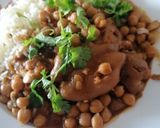 Foto del paso 4 de la receta 70. Pies de cerdo picantes con garbanzos / Cocción lenta