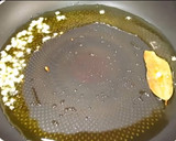 Foto del paso 1 de la receta: Arroz negro con sepia y gambas