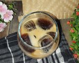 Foto langkah ke 5 dari resep Ice Coffee Milk.