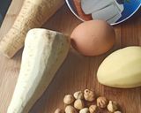 Une image de l'étape 1 de Quiche sans pâte pommes de terre, panais et noisettes concassées.