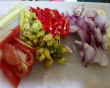 Foto langkah ke 1 dari resep Kerapu Goreng Masak Kecap.
