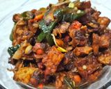 Foto langkah ke 4 dari resep Oseng kerang cabe hijau.