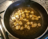 Foto del paso 5 de la receta: Conejo al ajillo, fácil y súper sabroso