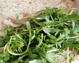 Foto del paso 2 de la receta: Sándwich de arúgula y atún