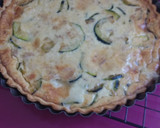 Foto del paso 4 de la receta: Quiche de calabacín y atún