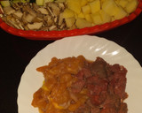 Foto del paso 1 de la receta: Sofrito de carne y champiñón y verdura