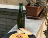Foto del paso 4 de la receta: Mini tortilla de patatas con cebolla y bonito en escabeche