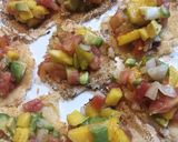 Foto del paso 9 de la receta Ensalada de mango, aguacate, cebolla y tomate en crujiente de queso
