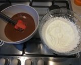 Foto del passaggio 4 della ricetta Torta mousse al cioccolato