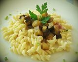 Foto del paso 8 de la receta: Fusilli con berenjena a la crema de parmesano