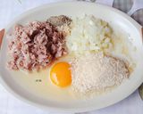 Hình bước làm 2 của món Patê CÁ NGỪ