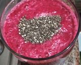 A picture of step 2 of Breakfast #beet-carrot smoothie.
