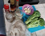 Foto langkah ke 1 dari resep 48. Tumis Brokoli Jamur 🥦🍄.