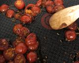 Une image de l'étape 2 de Tarte à l’oignon et tomate caramélisés.