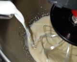 Une image de l'étape 3 de Cake léger aux raisins sec et pépites de chocolat.