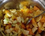 Foto del paso 2 de la receta: Salpicón súper rápido 🍎🍉🥭🍏🍍🍌