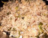 एग फ्राइड राइस (Egg fried rice recipe in marathi) रेसिपी स्टेप 8 फोटो