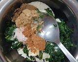 A picture of step 2 of Ricotta cheese and spinach pockets.