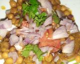 आलू टिक्की चाट (aloo tikki chaat recipe in Hindi) रेसिपी चरण 4 फोटो