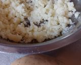 Foto del paso 1 de la receta: Pan de papa en sartén