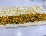 A picture of step 4 of Paneer puff pastry xmas wreath.