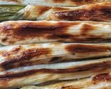 Foto del paso 4 de la receta: Calçots al forn (amb perdó)