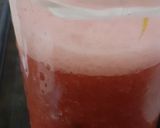 A picture of step 3 of Watermelon and cucumber juice.