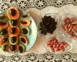 A picture of step 3 of Fruits and Nuts.