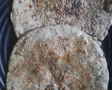 भोगीची बाजरीची भाकरी(Bhogichi Bajrichi Bhakri Recipe In Marathi) रेसिपी स्टेप 5 फोटो 
