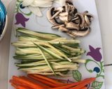 Foto del paso 1 de la receta: Omelette con verduras 🍳