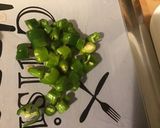 Une image de l'étape 3 de Gambas géantes à l'ananas, aubergine et tomates cerises.