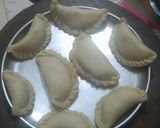 ड्रायफ्रूट करंजी (dryfruits karanji recipe in marathi) रेसिपी स्टेप 6 फोटो 