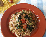 Foto del paso 10 de la receta: Tallarines de setas y castañas con setas y alga wakame